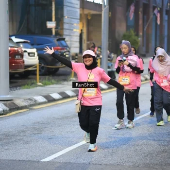 Runner Photo 8620172