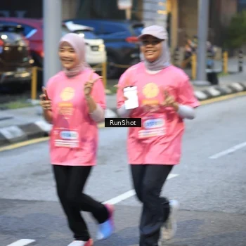 Runner Photo 8620175