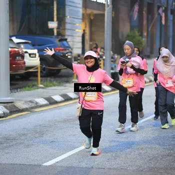 Runner Photo 8620176