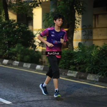 Runner Photo 8620181