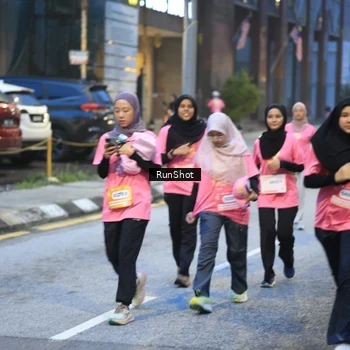 Runner Photo 8620189