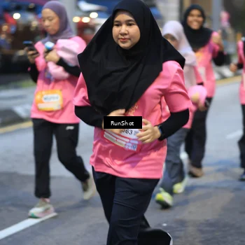 Runner Photo 8620200