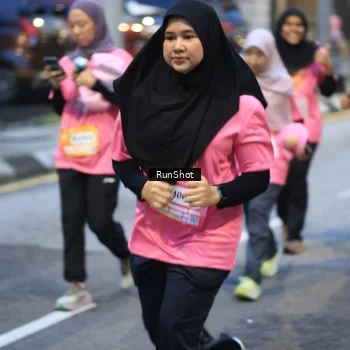 Runner Photo 8620204