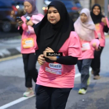 Runner Photo 8620210