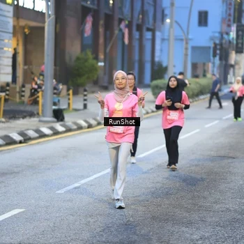 Runner Photo 8620227