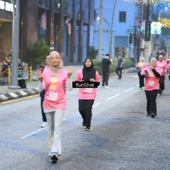 Runner Photo 8620232
