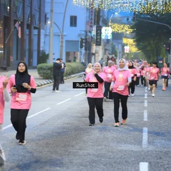 Runner Photo 8620238