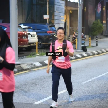 Runner Photo 8620263