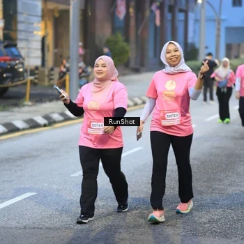Runner Photo 8620283