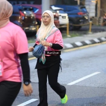 Runner Photo 8620322