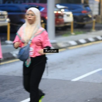 Runner Photo 8620337