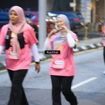 Runner Photo 8620375