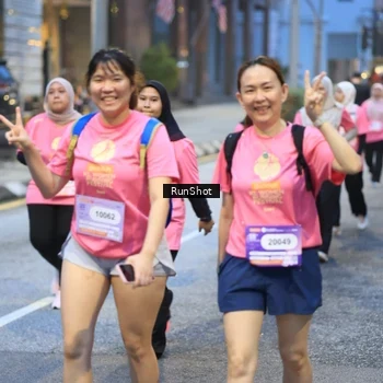 Runner Photo 8620379