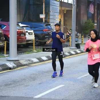Runner Photo 8620458