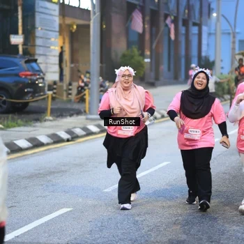 Runner Photo 8620513