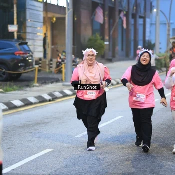 Runner Photo 8620514
