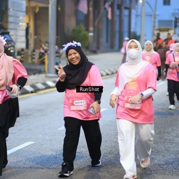 Runner Photo 8620539
