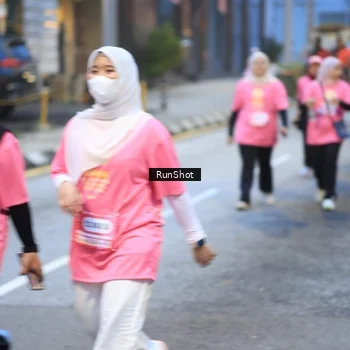 Runner Photo 8620546