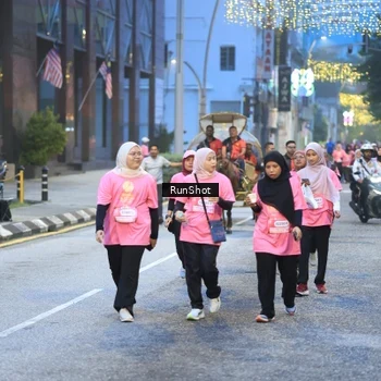 Runner Photo 8620550