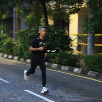 Runner Photo 8620590