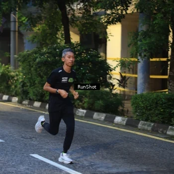 Runner Photo 8620592