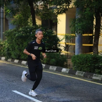 Runner Photo 8620593