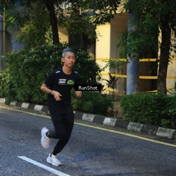 Runner Photo 8620594
