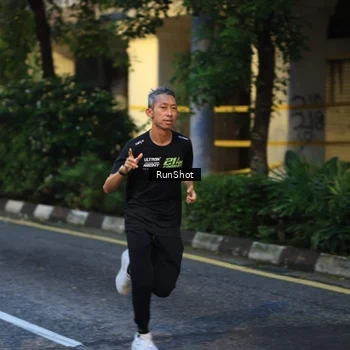 Runner Photo 8620598
