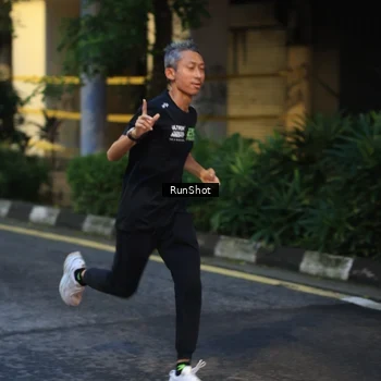 Runner Photo 8620604