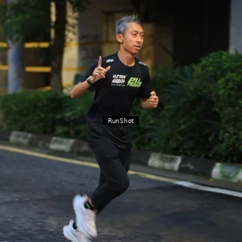 Runner Photo 8620608