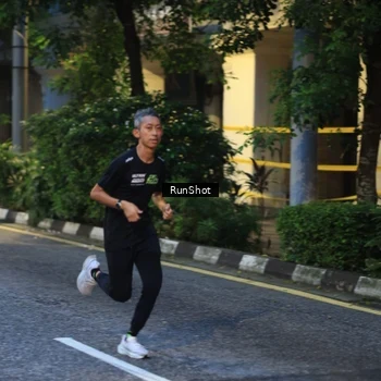 Runner Photo 8620615