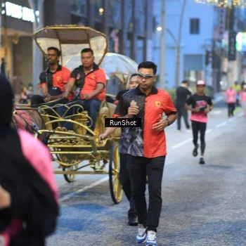 Runner Photo 8620640