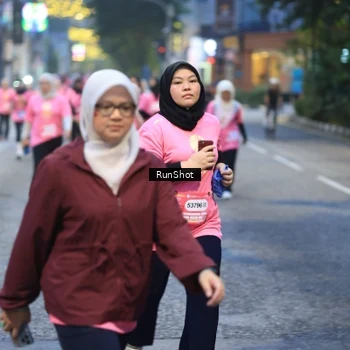 Runner Photo 8620701