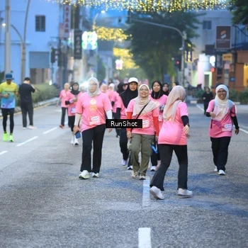 Runner Photo 8620704