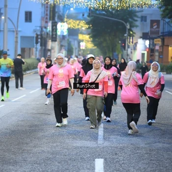 Runner Photo 8620708