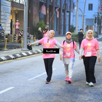 Runner Photo 8620818