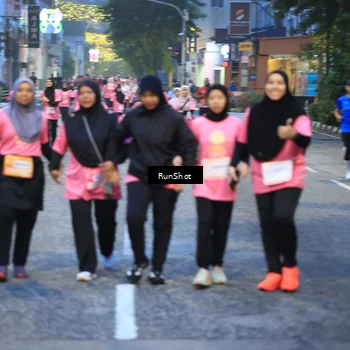 Runner Photo 8620837