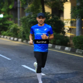 Runner Photo 8620859