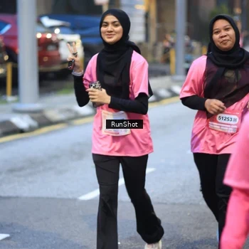 Runner Photo 8620898