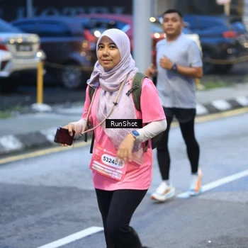 Runner Photo 8620908