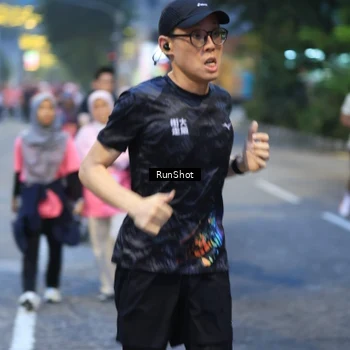 Runner Photo 8620918