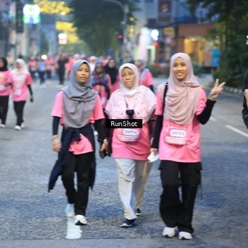 Runner Photo 8620923