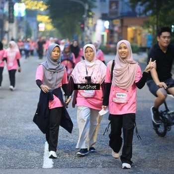 Runner Photo 8620924