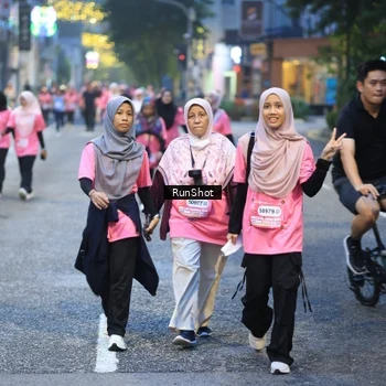 Runner Photo 8620925