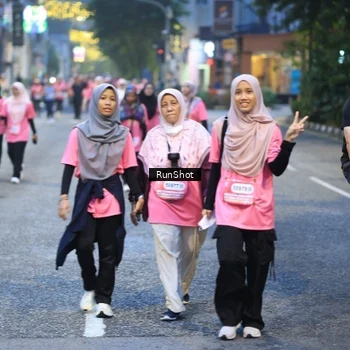 Runner Photo 8620926