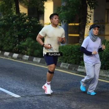 Runner Photo 8620942