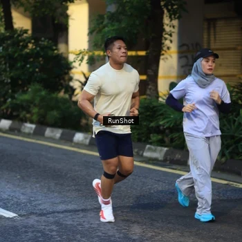 Runner Photo 8620943