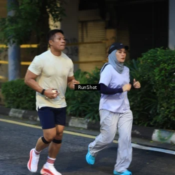 Runner Photo 8620945