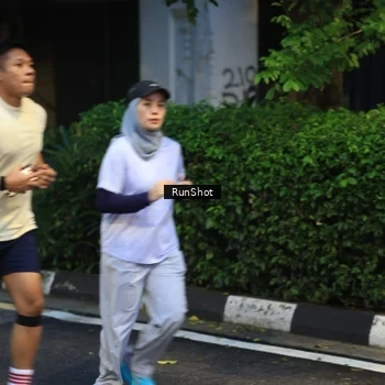 Runner Photo 8620954