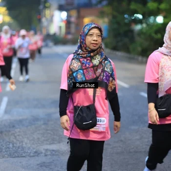 Runner Photo 8621003